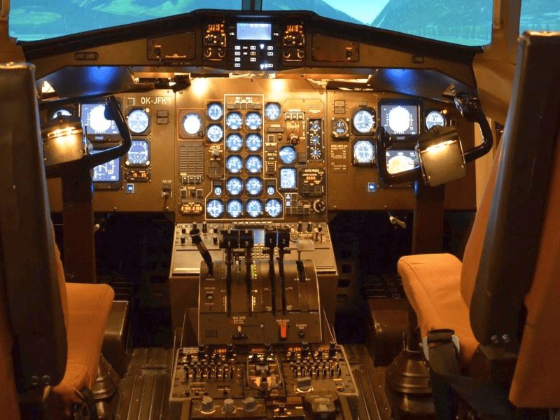 Let v simulátoru dopravního letadla ATR