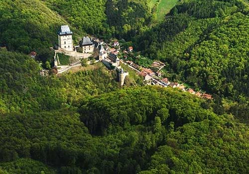 VIDEO ZDARMA - Vyhlídkový let Karlštejn 40 minut