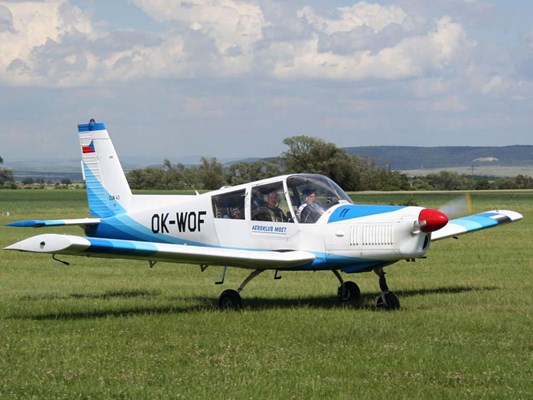 Zlín Z-43