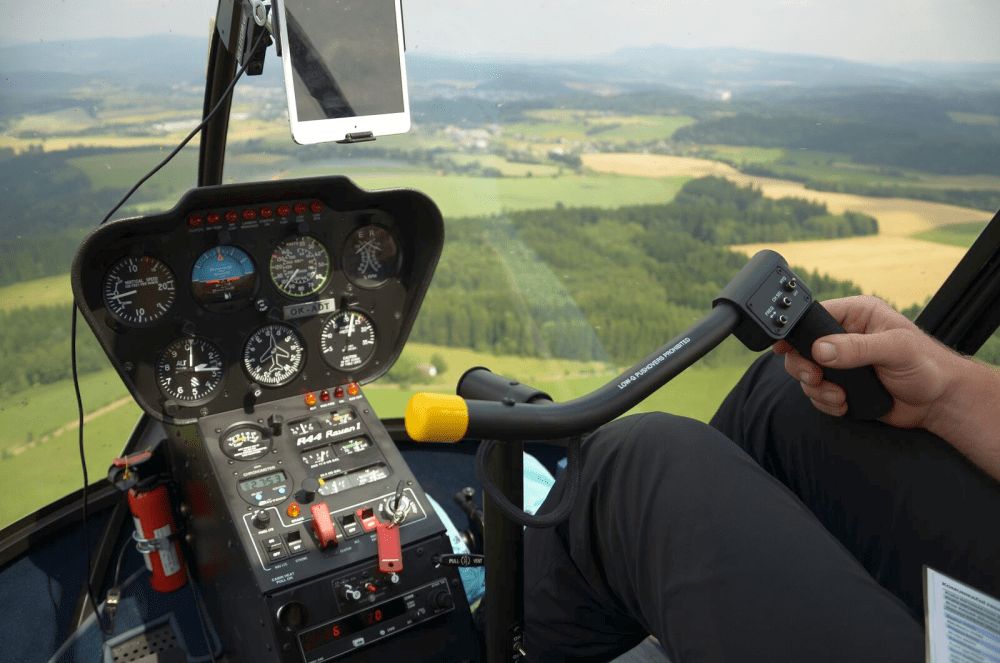 Pilotem vrtulníku na zkoušku z Brna