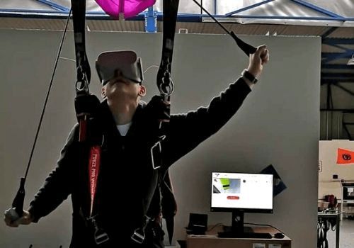 Virtuální realita výcvik seskoku padákem