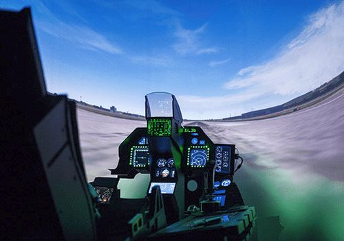Simulátor stíhacího letadla F - 16 Brno.