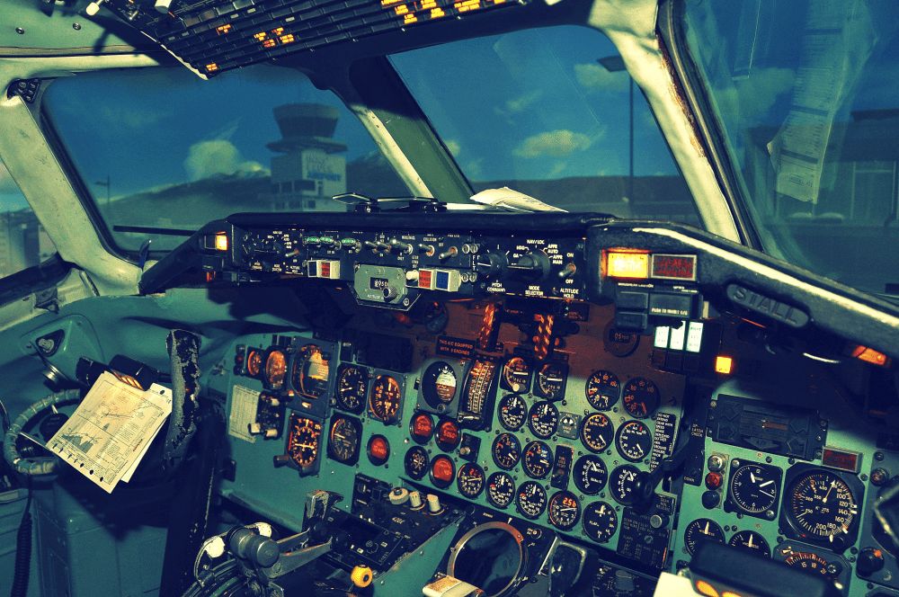 Zazitek pilotovani letadla DC-9 na leteckem simulatoru