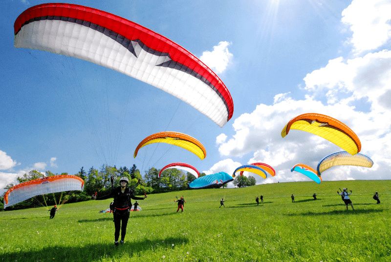 Tandem paragliding Besykdy