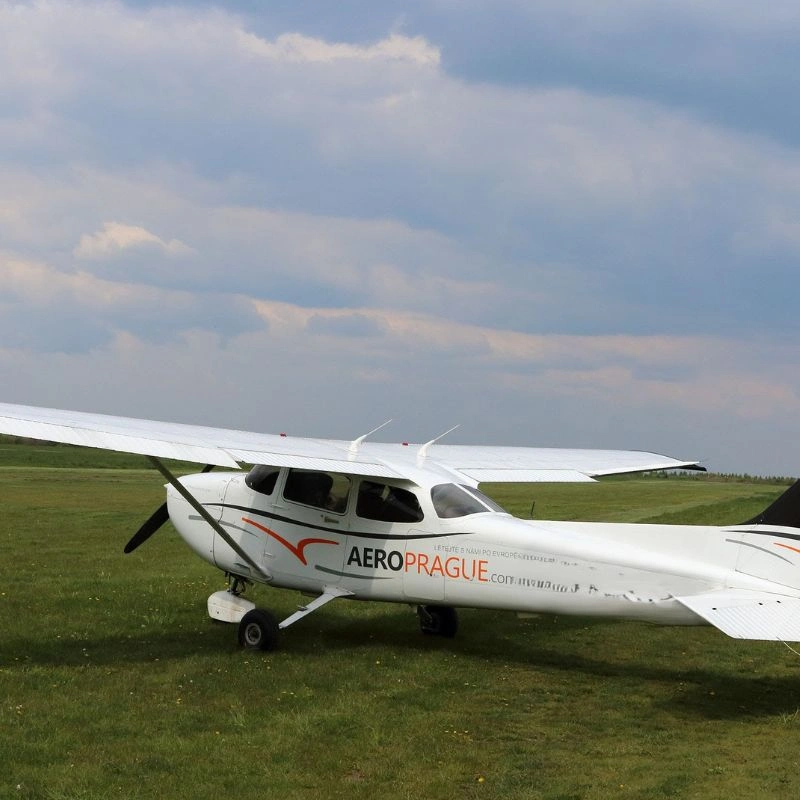 Pilotem letadla na zkoušku 1 účastník + 2 pasažéři Praha