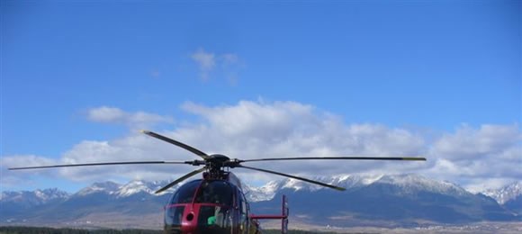 Pilotem na zkoušku jedinečným vrtulníkem MD 520N