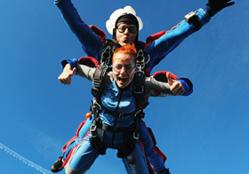 Tandemový seskok padákem Příbram
