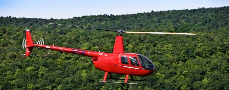 Vyhlídkový let vrtulníkem 30 minut pro 1 osobu Hradec Králové