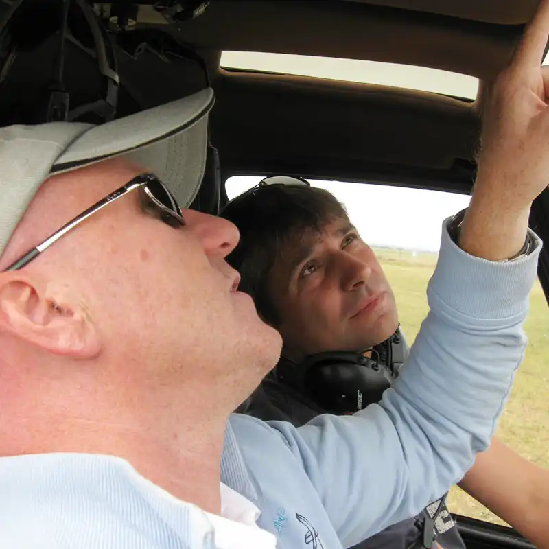 Vyhlídkový let vrtulníkem 30 minut pro 1 osobu Hradec Králové