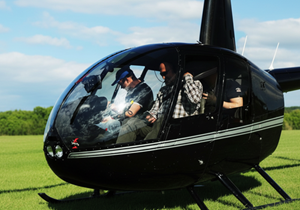 Vyhlídkový let vrtulníkem 30 minut pro 3 osoby Hradec Králové