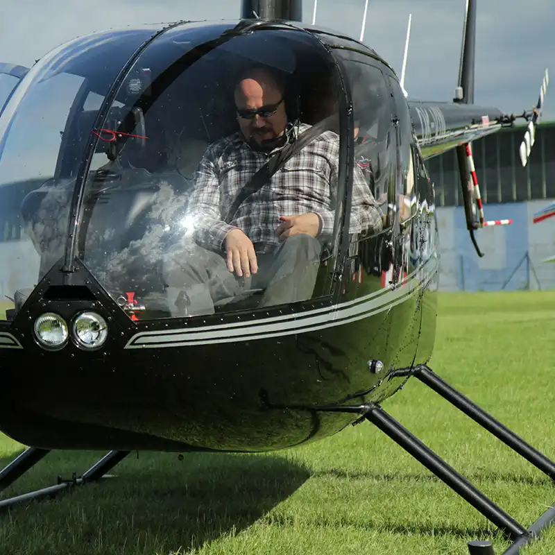 Pilotem vrtulníku na zkoušku pro 1 osobu Hradec Králové