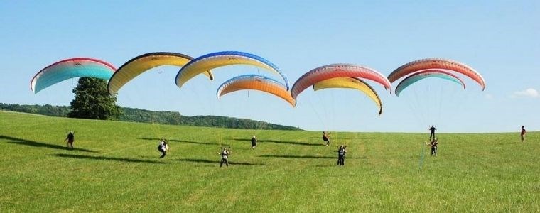 Jednodenní kurz paraglidingu