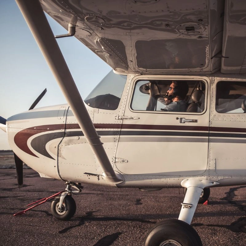 Pilotem na zkoušku Česká Lípa - 1 osoba + 2 osoby posádka
