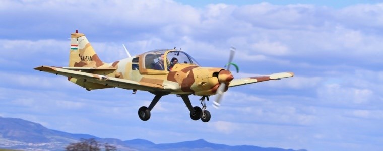 Akrobatický let letadlem SK-61 Bulldog -  Roudnice