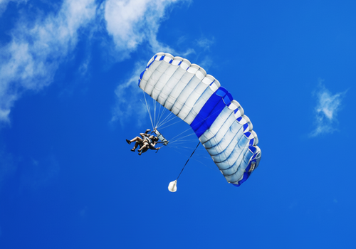 Tandemový seskok padákem České Budějovice