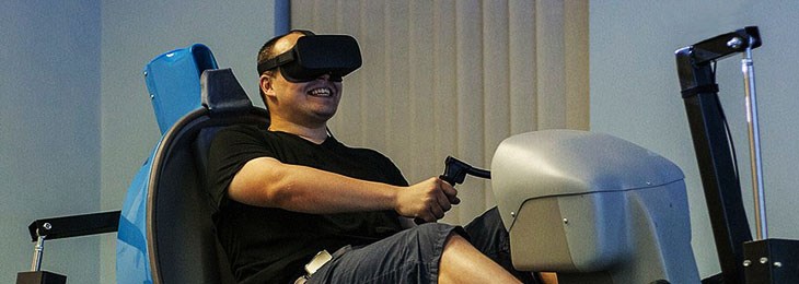 Pohyblivý simulátor vrtulníku CH7 Kompress Praha