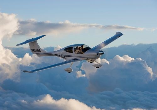 Vyhlídkový let letadlem Diamond DA40 pro 2 osoby Praha - Letňany