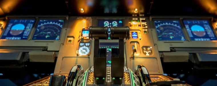 Adrenalinový let na simulátoru Airbus A320 Praha
