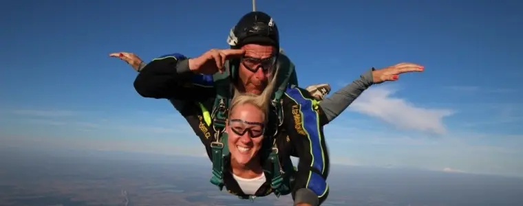 Tandemový seskok Kunovice