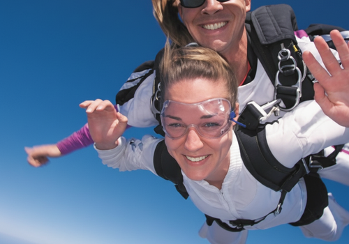 Tandemový seskok padákem z 6 000 metrů České Budějovice