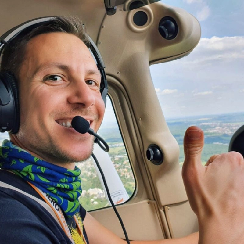 Pilotem na zkoušku Kladno 1 + 2 osoby