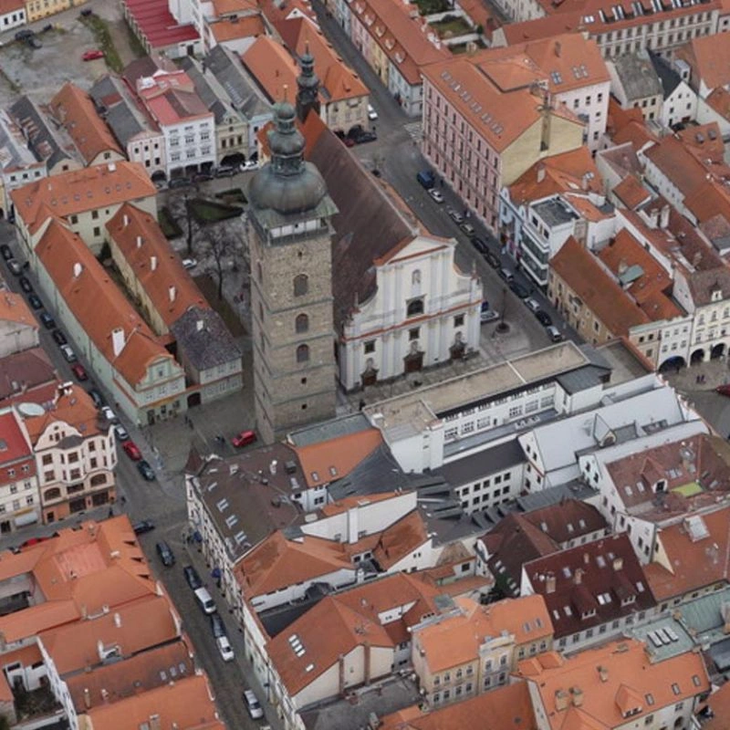 Vyhlídkový let nad centrum Prahy na 40 minut pro 3 osoby z Kladna
