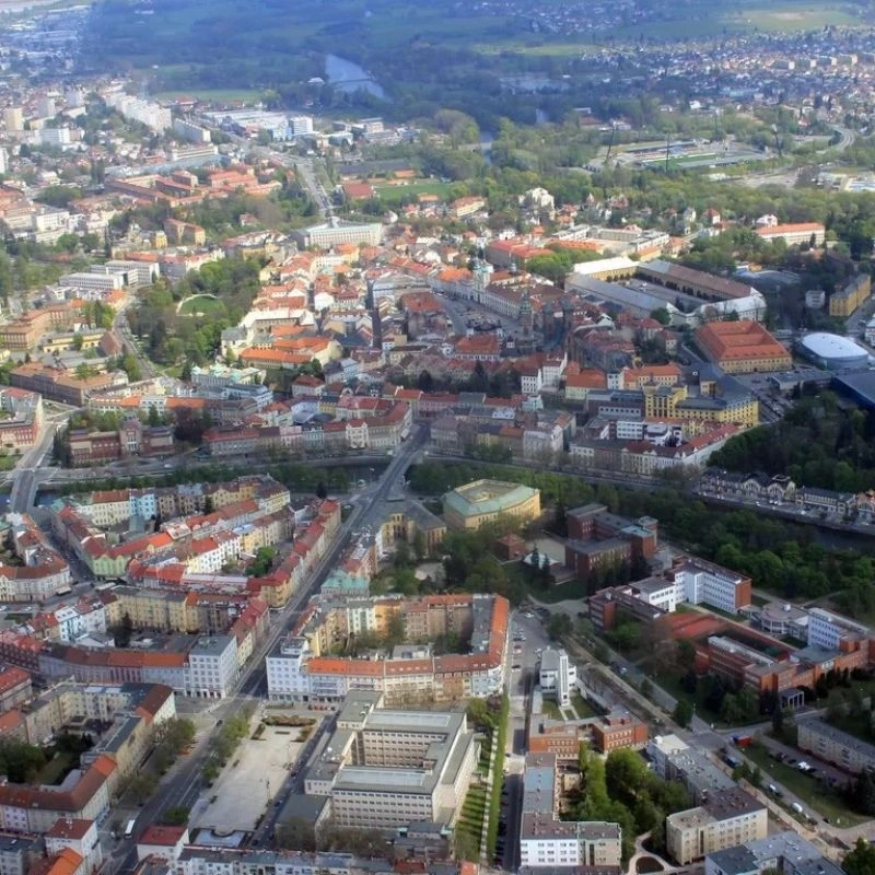 Vyzkoušejte si řídit letadlo - Pilotem na zkoušku Hradec Králové