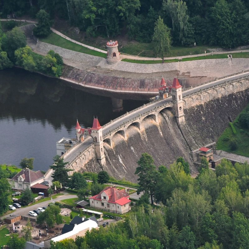 Vyzkoušejte si řídit letadlo - Pilotem na zkoušku Hradec Králové
