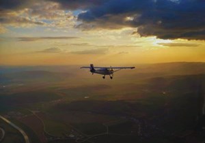 Vyzkoušejte si řídit letadlo - Pilotem na zkoušku Hradec Králové
