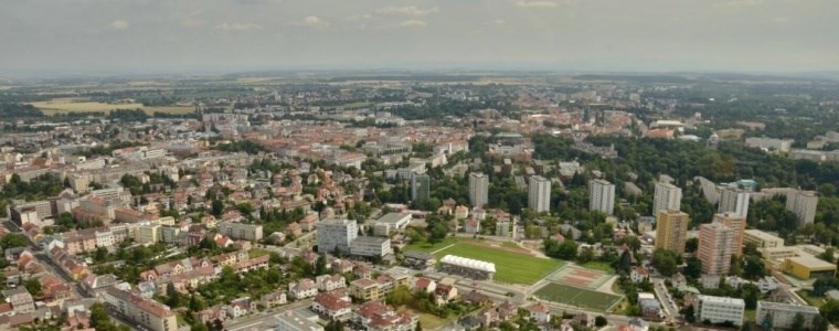 Vyhlídkový let 20 minut pro 1 osobu Hradec Králové - trasa dle vlastního výběru