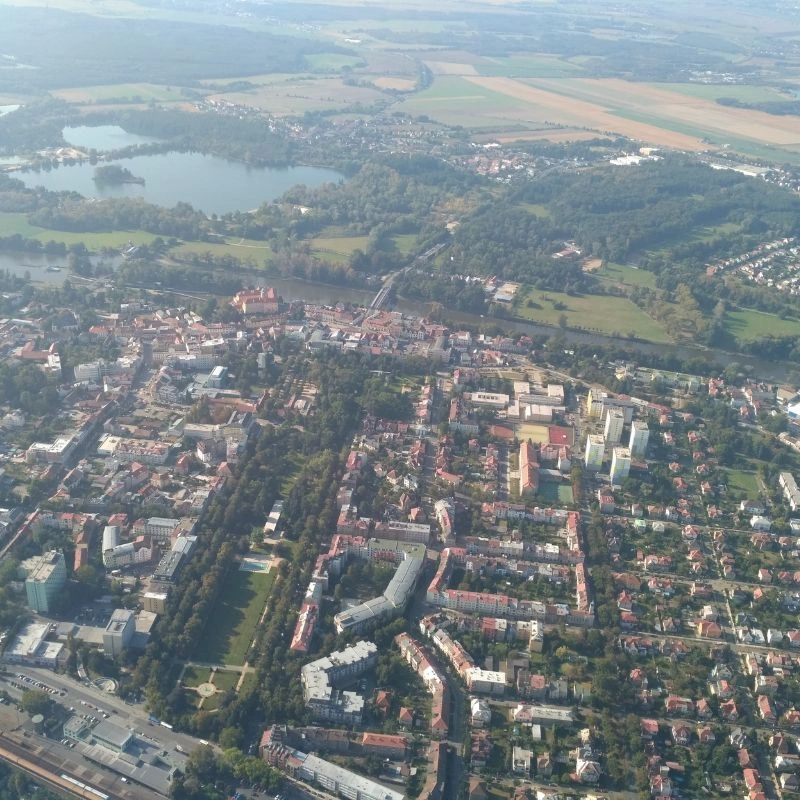 Vyhlídkový let 20 minut pro 1 osobu Hradec Králové - trasa dle vlastního výběru