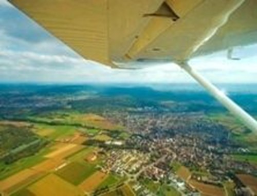 Vyhlídkový let 30 minut pro 3 osoby - trasa dle vlastního výběru