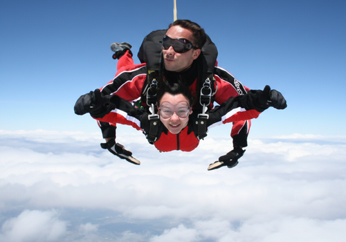 Tandemový seskok padákem Kunovice